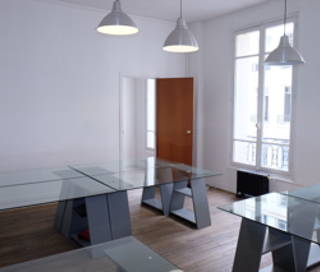 Bureau privé 25 m² 8 postes Coworking Rue Réaumur Paris 75002 - photo 1